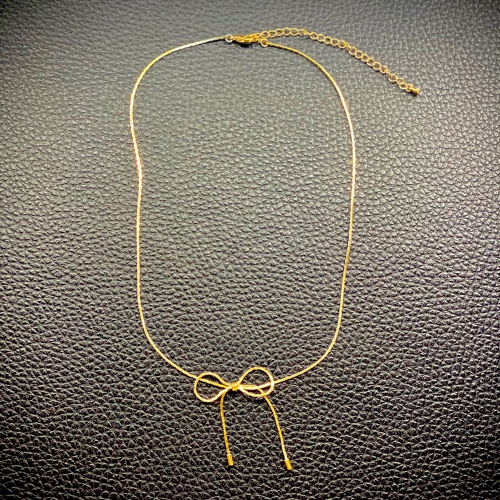 Minimalist necklace